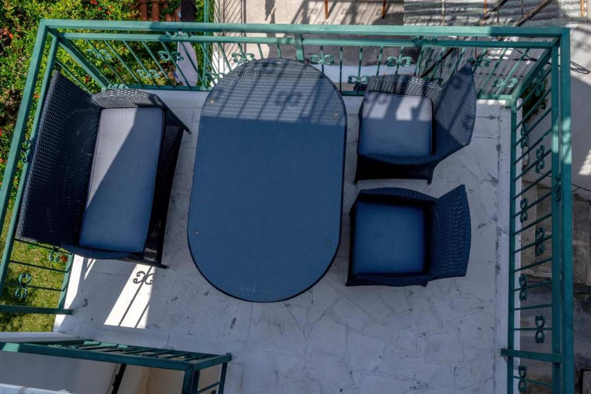 Apartments Inn Baska Voda Exterior photo